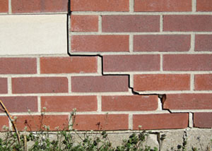 a foundation wall crack on a Fergus Falls home.